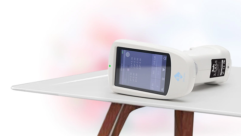 Dispositivi di misura del colore